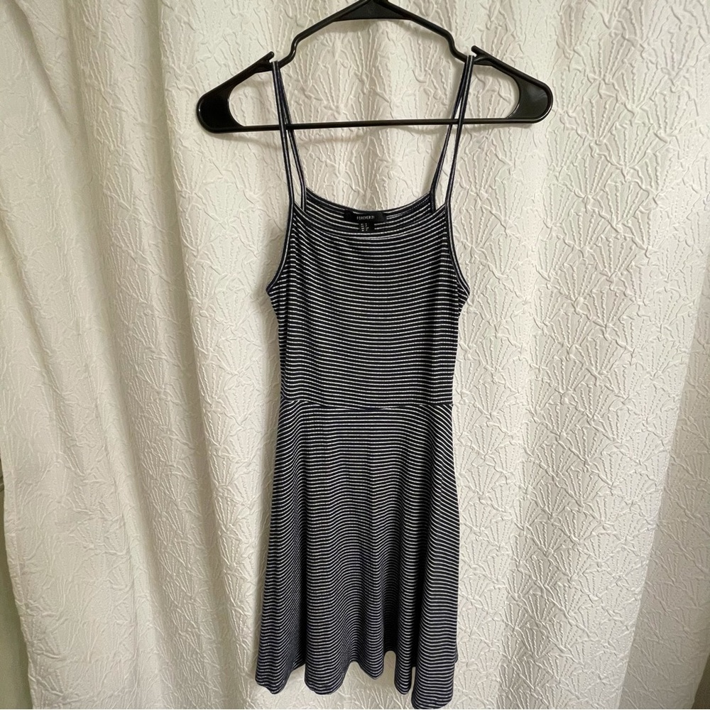 Women’s Forever 21 Sleeveless Dress
